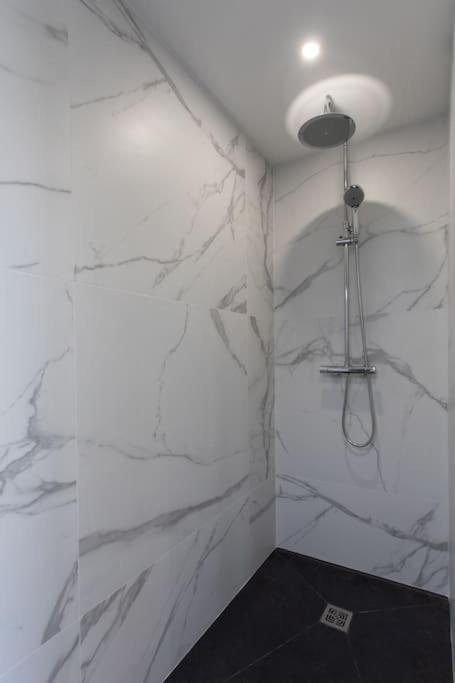 Echapee Belle - Vinayard View - Jacuzzi Bbq - Parking Appartement Nice Buitenkant foto